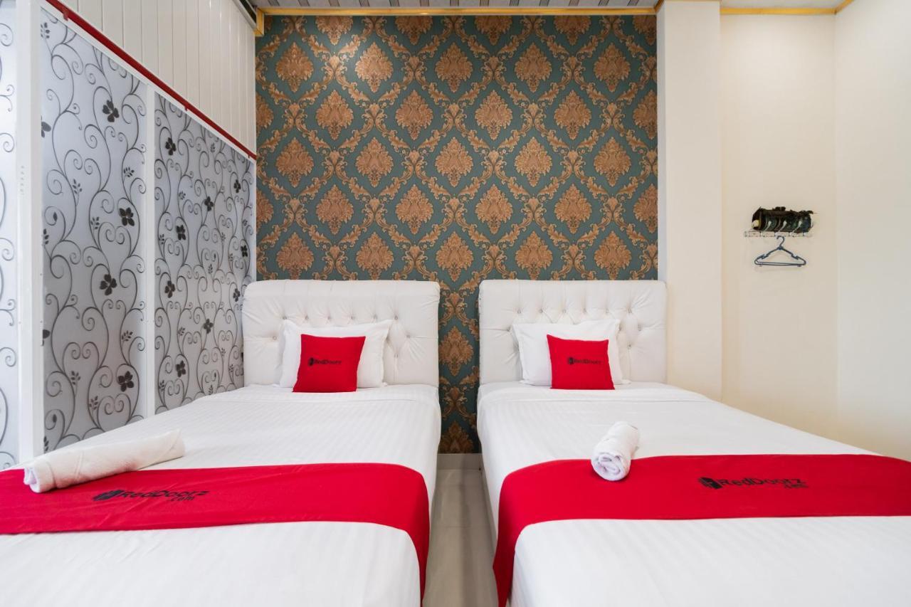 Hotel Reddoorz Syariah Near Minangkabau International Aiport Padang  Exterior foto
