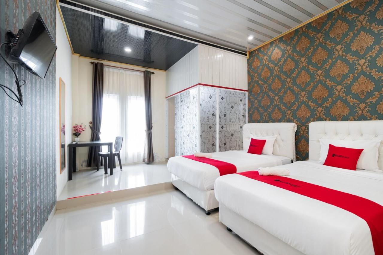 Hotel Reddoorz Syariah Near Minangkabau International Aiport Padang  Exterior foto